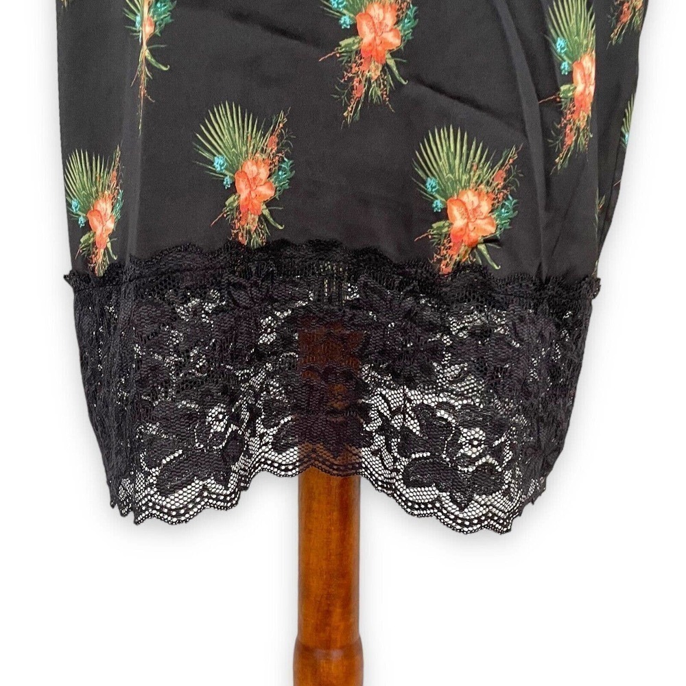 🍀 LAURIE Felt Black Floral Satin Slip Dress with Lace Hem Women's Size 00 - Picture 3 of 11